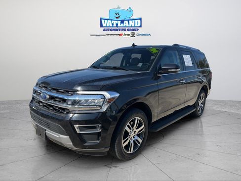 Used 2024 Ford Expedition Limited image 1