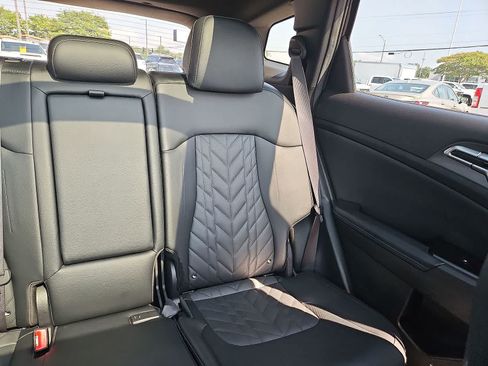 Used 2023 Kia Sportage X-Line w/ X-Line Premium Package AWD/4WD image 15