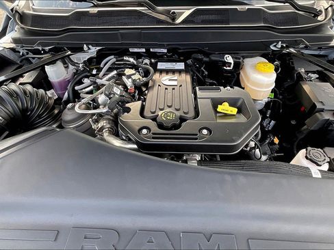 New 2025 RAM 3500 Laramie w/ Towing Technology Group image 15