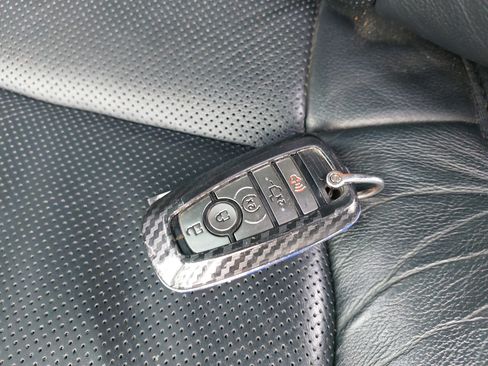 Used 2018 Ford F150 Raptor w/ Equipment Group 802A Luxury image 38