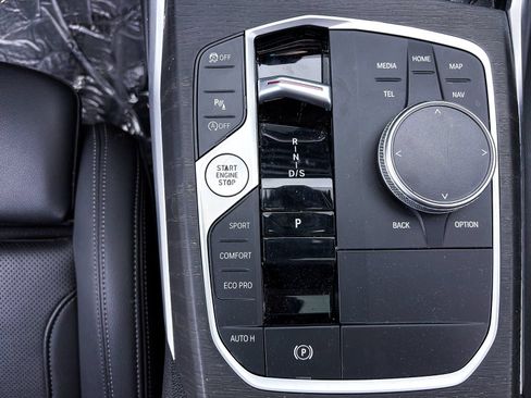 Used 2023 BMW 330i Sedan RWD image 28