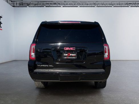 Used 2020 GMC Yukon XL SLT w/ Premium Edition image 15
