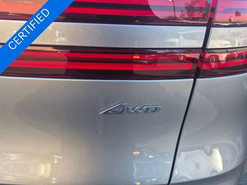 Used 2026 Genesis GV70 2.5T AWD/4WD image 13