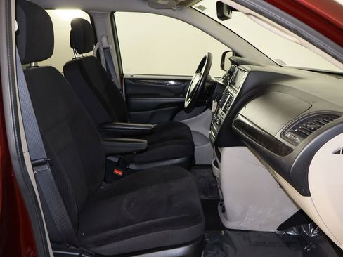 Used 2019 Dodge Grand Caravan SE image 20
