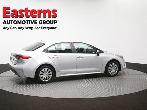 Used 2022 Toyota Corolla LE FWD image 42