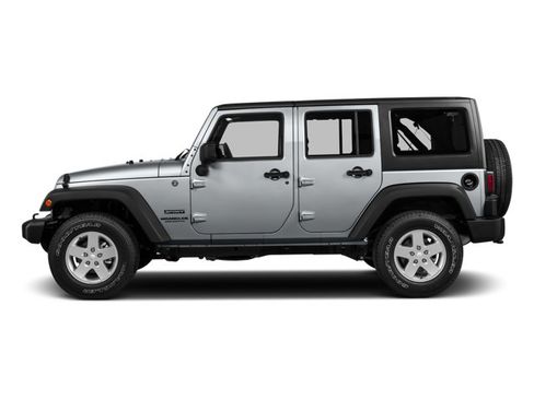 Used 2016 Jeep Wrangler Unlimited Sahara AWD/4WD image 31