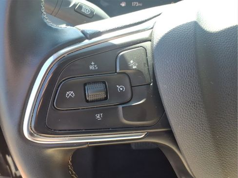 Used 2025 Buick Encore GX Preferred FWD image 21