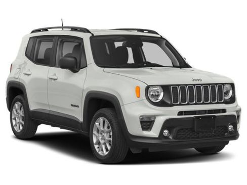Certified 2022 Jeep Renegade Latitude w/ Convenience Group AWD/4WD image 9