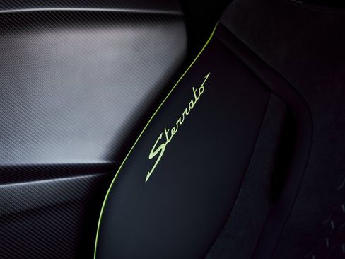 Used 2024 Lamborghini Huracan Sterrato image 52