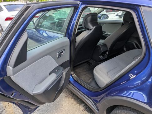 Used 2025 Kia K4 EX FWD image 11