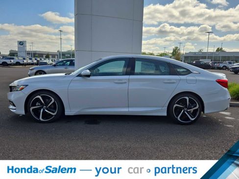 Used 2019 Honda Accord Sport image 3