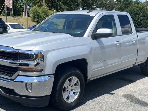 Used 2018 Chevrolet Silverado 1500 LT w/ All Star Edition image 7