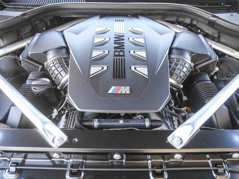 New 2026 BMW X7 M60i AWD/4WD image 24