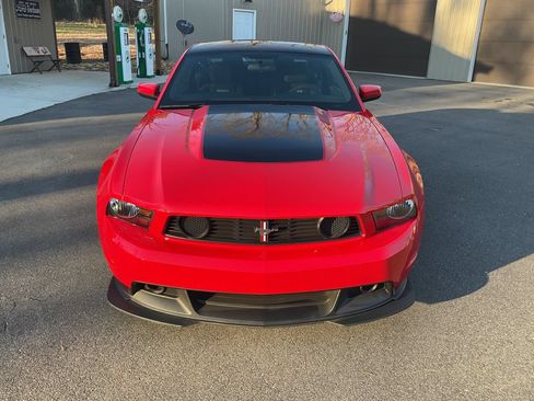 Used 2012 Ford Mustang Boss 302 w/ Boss 302 Accessory Pkg RWD image 11