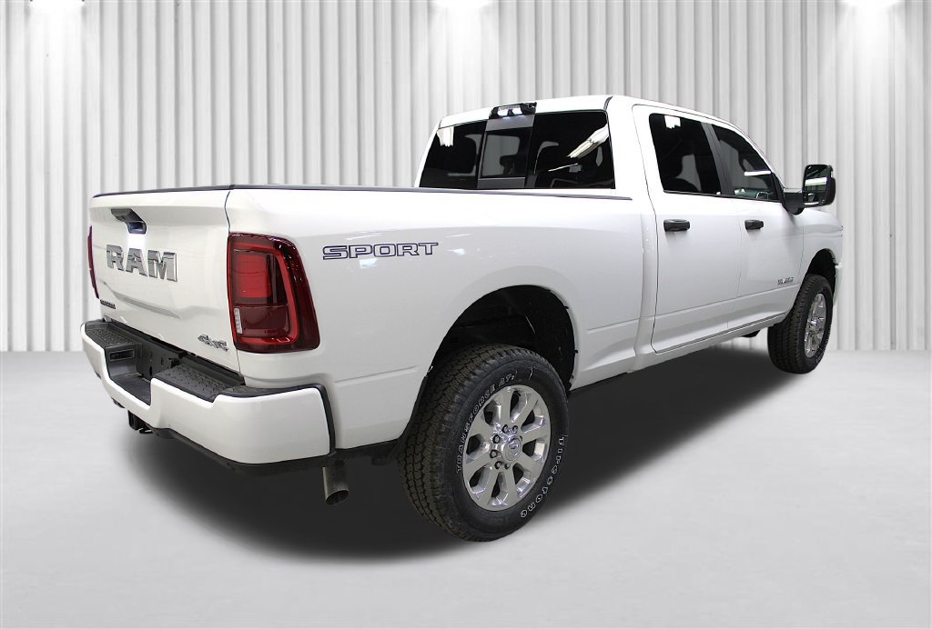 New 2026 RAM 2500 Big Horn AWD/4WD image 3