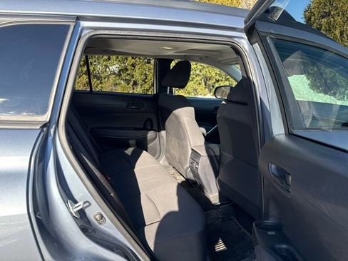 Used 2022 Toyota Corolla Cross LE image 13