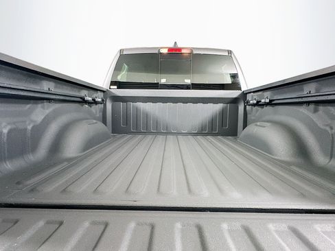 Used 2022 RAM 1500 Big Horn AWD/4WD image 30