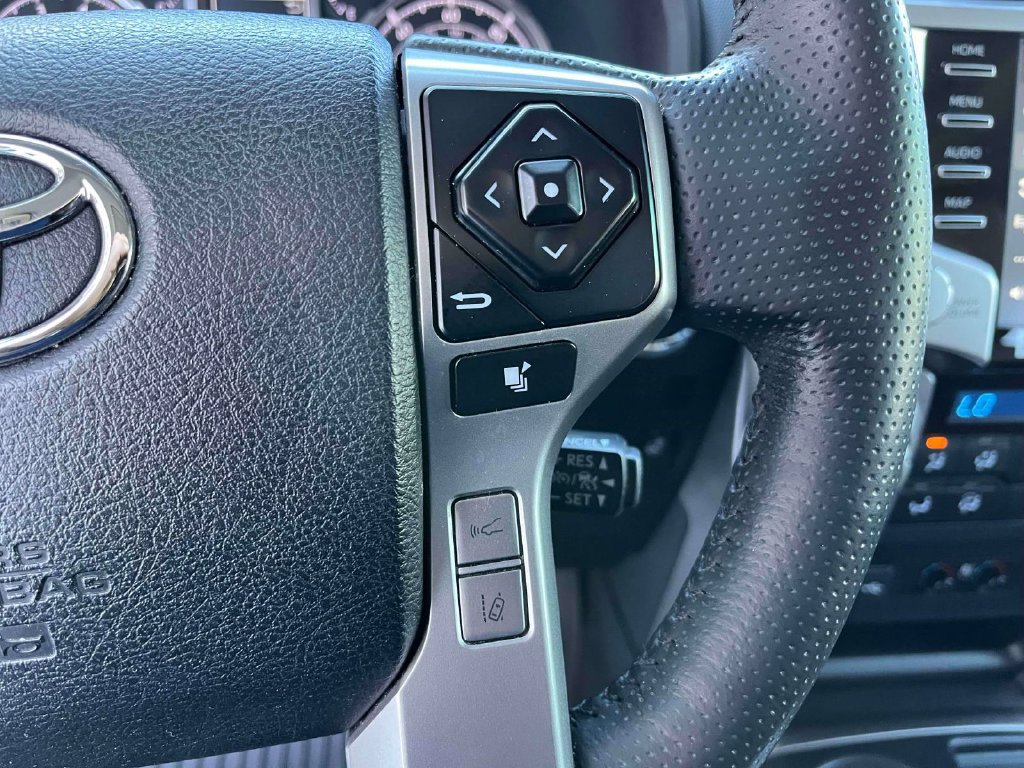 Used 2023 Toyota 4Runner Limited RWD image 31