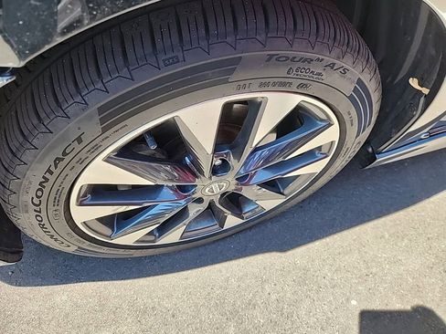 Used 2017 Nissan Sentra SR Turbo FWD image 6