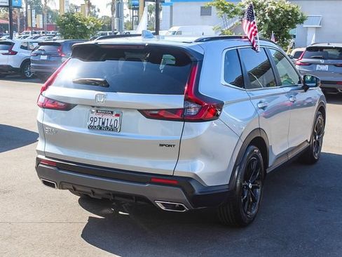 Used 2025 Honda CR-V Sport image 5