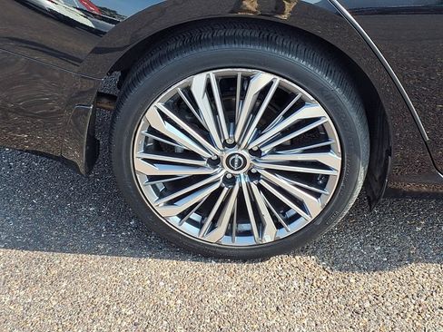 Used 2024 Nissan Altima 2.5 SL FWD image 10