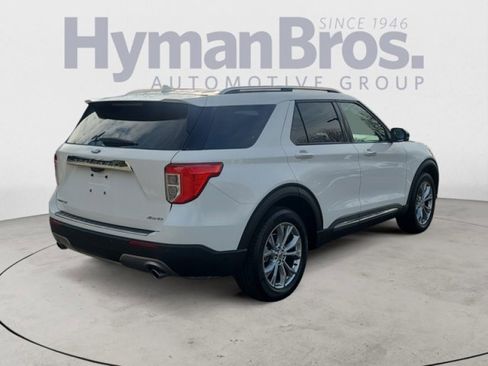 Used 2022 Ford Explorer Limited w/ Equipment Group 301A image 3