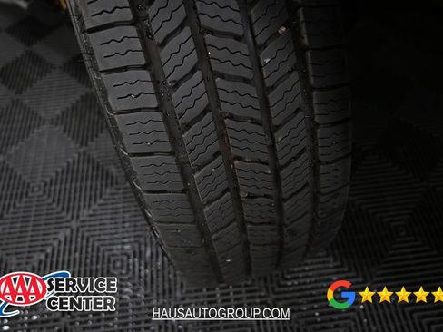 Used 2015 Ford Transit 150 130 Low Roof RWD image 21