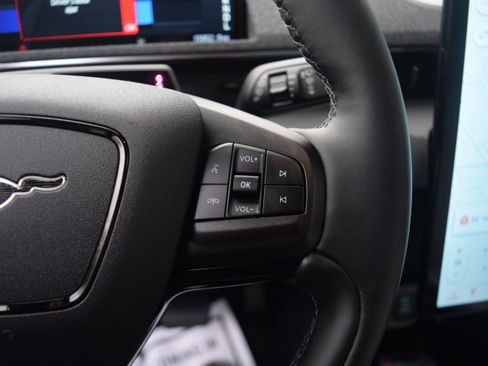 Used 2023 Ford Mustang Mach-E Premium image 5