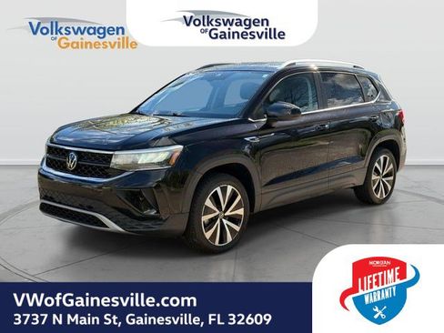 Used 2024 Volkswagen Taos SE FWD image 8