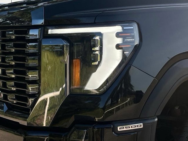 Used 2024 GMC Sierra 2500 Denali Ultimate AWD/4WD image 26