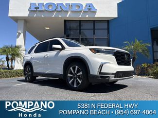 Used 2023 Honda Pilot Touring video 1
