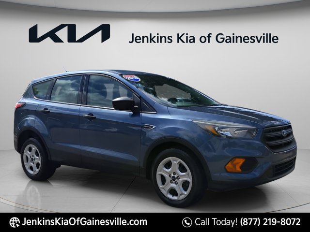 Used 2018 Ford Escape S FWD image 1
