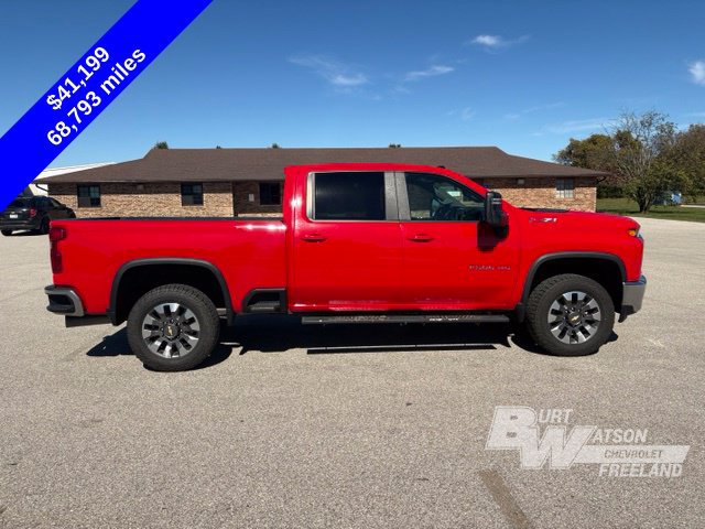 Used 2022 Chevrolet Silverado 2500 LT w/ Convenience Package AWD/4WD image 9