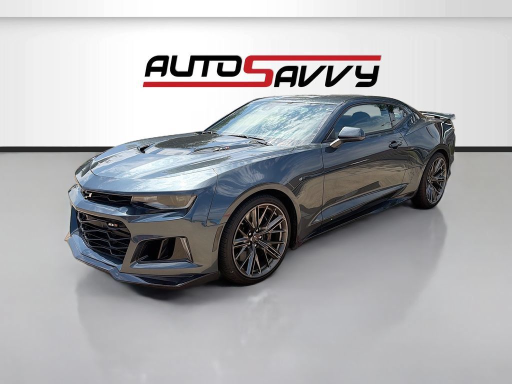 Used 2022 Chevrolet Camaro ZL1 RWD image 3