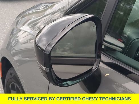 Used 2025 Chrysler Pacifica Limited FWD image 20