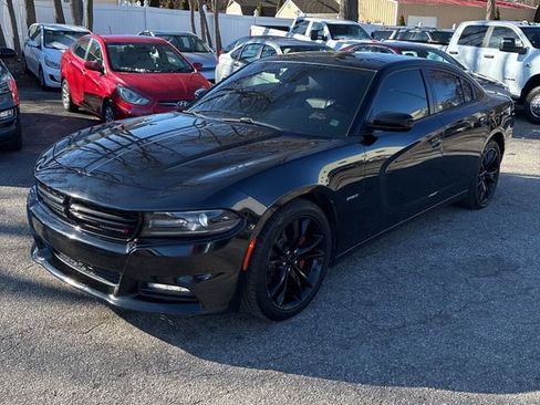 Used 2016 Dodge Charger R/T w/ Plus Group image 3