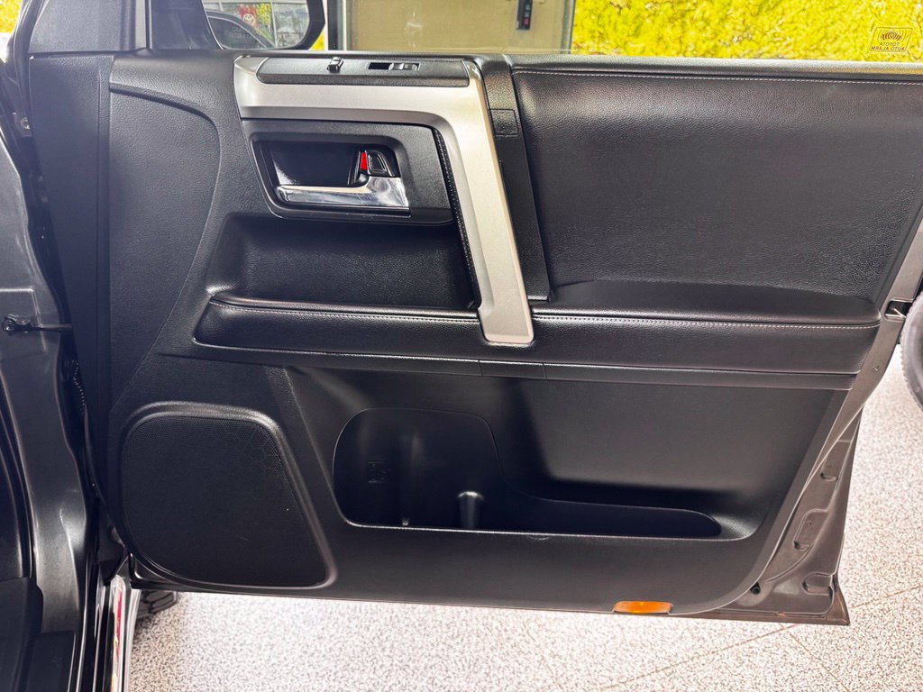 Used 2018 Toyota 4Runner Limited AWD/4WD image 43