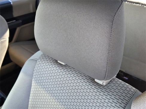 Used 2015 Ford F150 XLT w/ Equipment Group 302A Luxury image 14