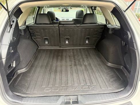 Used 2016 Subaru Outback 2.5i Limited image 24
