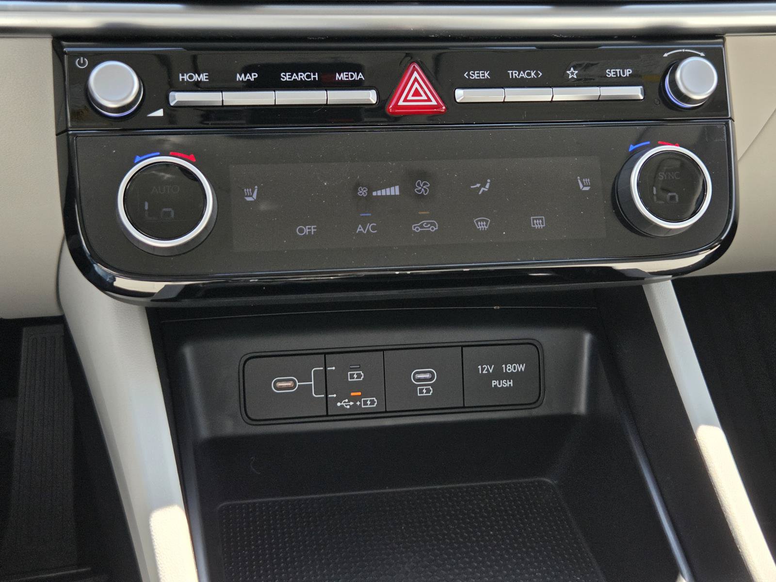 New 2026 Hyundai Tucson SEL FWD image 19
