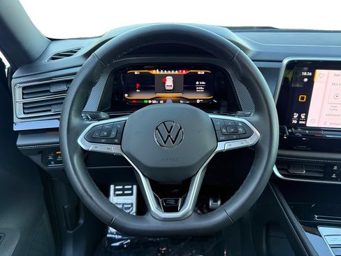 Used 2024 Volkswagen Atlas Cross Sport SEL Premium R-Line AWD/4WD image 12