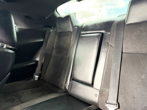 Used 2015 Dodge Challenger R/T Scat Pack w/ Leather Interior Group RWD image 29