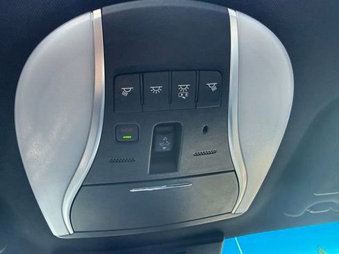 Used 2019 INFINITI Q70 Luxe w/ Sport Package AWD/4WD image 24