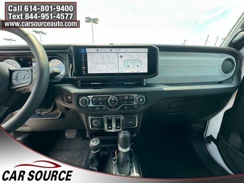 Used 2024 Jeep Wrangler Sport AWD/4WD image 12