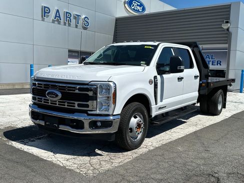 New 2024 Ford F350 XL w/ XL Chrome Package image 5