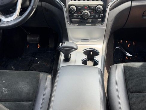 Used 2015 Jeep Grand Cherokee Altitude AWD/4WD image 15