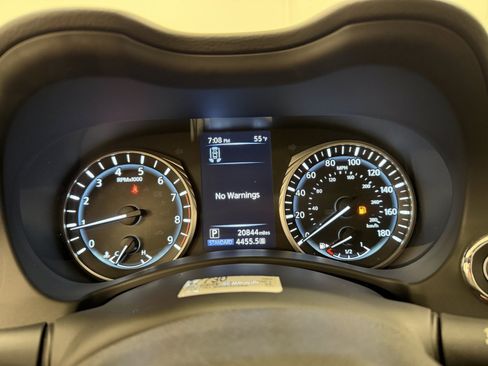 Used 2022 INFINITI Q60 3.0t Luxe w/ Essential Package image 20