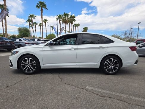 Certified 2026 Volkswagen Jetta Sport FWD image 3