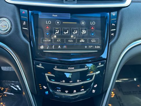 Used 2019 Cadillac XTS Luxury FWD image 10