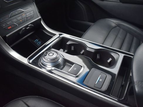 Used 2019 Ford Edge SEL w/ Equipment Group 201A image 23